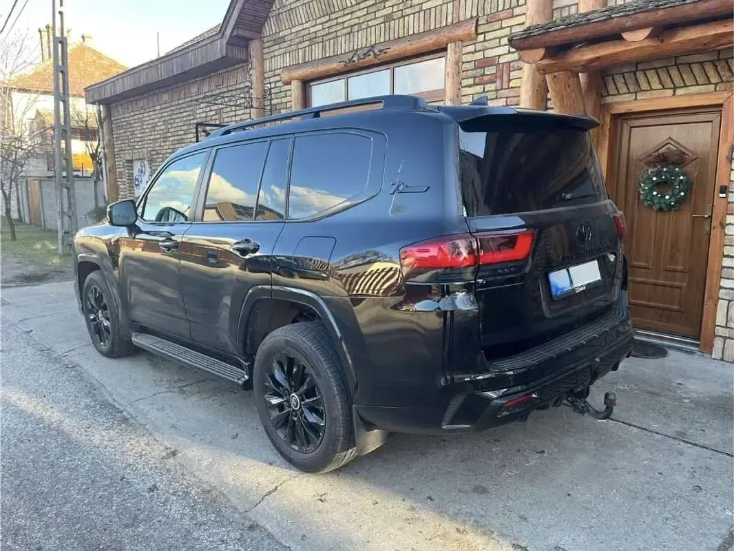 Usado Toyota Land Cruiser 310 CV (228 kW) 2025 Negro SUV
