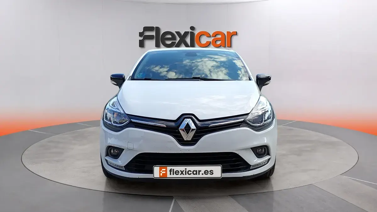 Usado Renault Clio IV LIMITED 90 CV (66 kW) 2019 Blanco Berlina