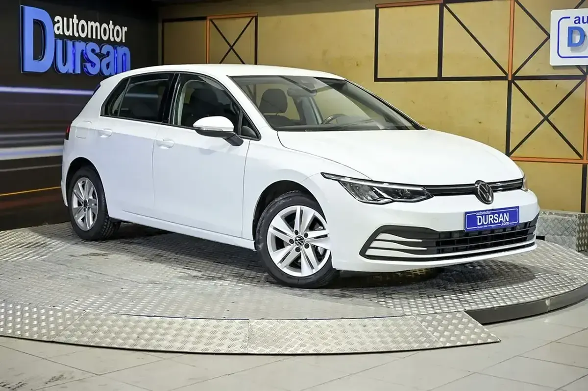 Usado VW Golf VIII 115 CV (84 kW) 2022 Blanco Berlina