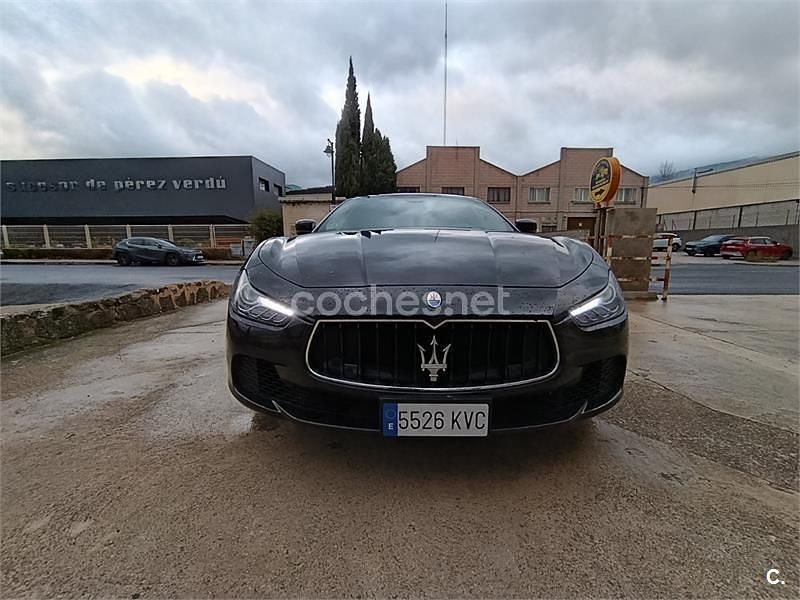 Negro Usado 2014 Maserati Ghibli Berlina | 23.700 € (Precio justo) - Imagen 1/4