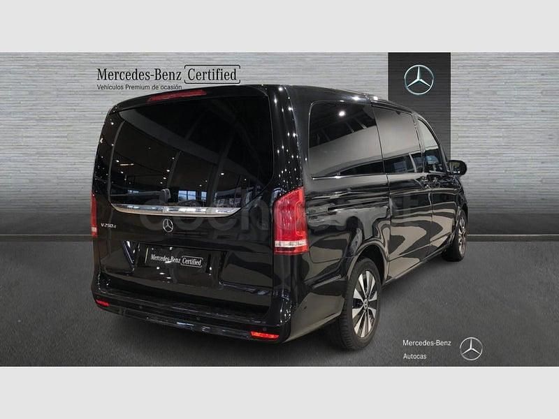 Usado Mercedes V250 190 CV (139 kW) 2023 Negro Monovolumen