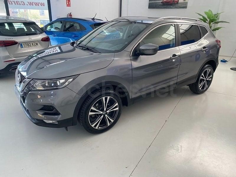 Usado Nissan Qashqai 115 CV (84 kW) 2021 Gris / plata SUV