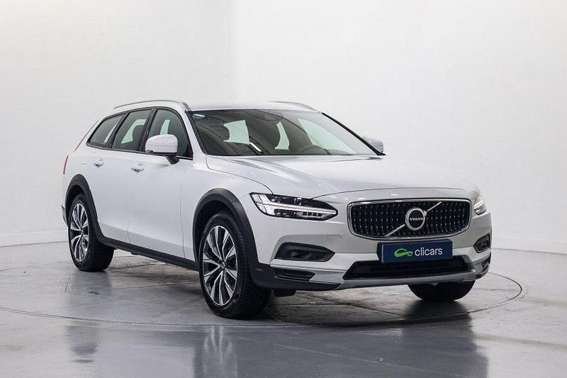 Usado Volvo V90 CC Pro 197 CV (144 kW) 2021 Blanco Familiar