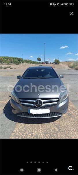 Usado Mercedes A180 Style 109 CV (80 kW) 2015 Gris / plata Berlina