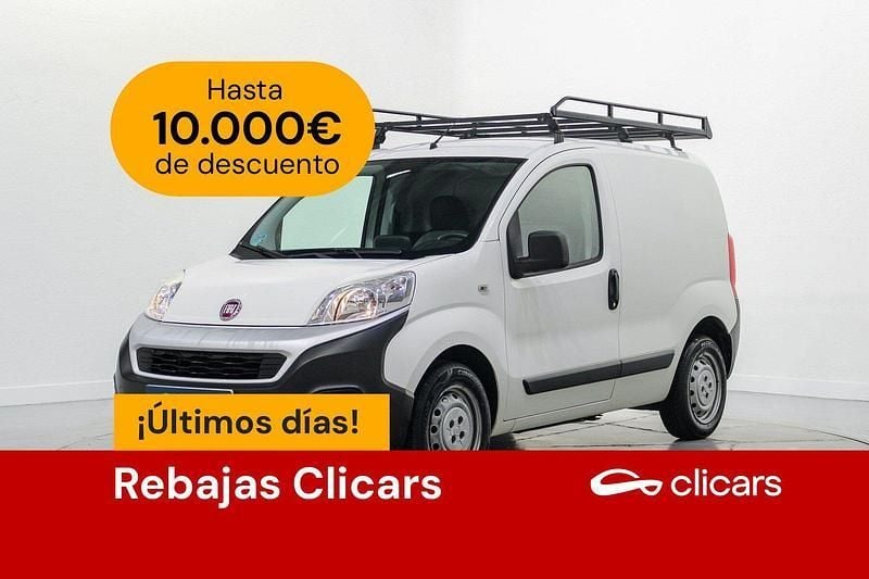 Blanco Usado 2020 Fiat Fiorino Monovolumen | 9890 € (Precio justo) - Imagen 1/4
