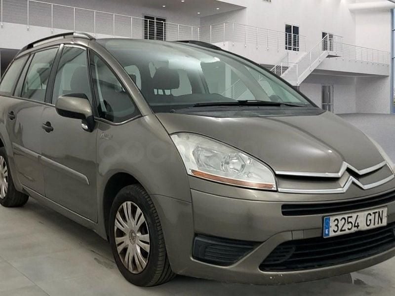 Usado Citroën Grand C4 Picasso Business Class 112 CV (82 kW) 2011 Beige Monovolumen