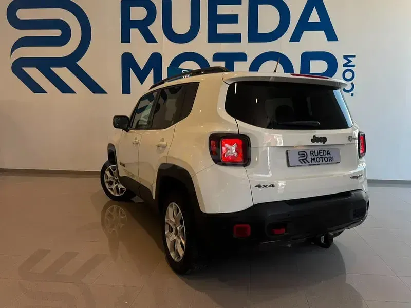 Usado Jeep Renegade Trailhawk 170 CV (125 kW) 2016 Blanco SUV