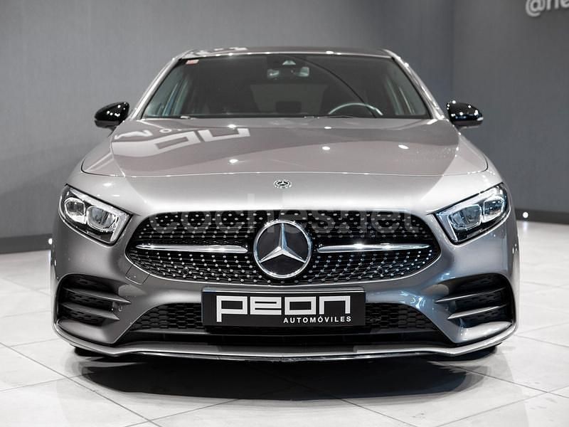 Usado Mercedes A200 150 CV (110 kW) 2019 Gris / plata Berlina