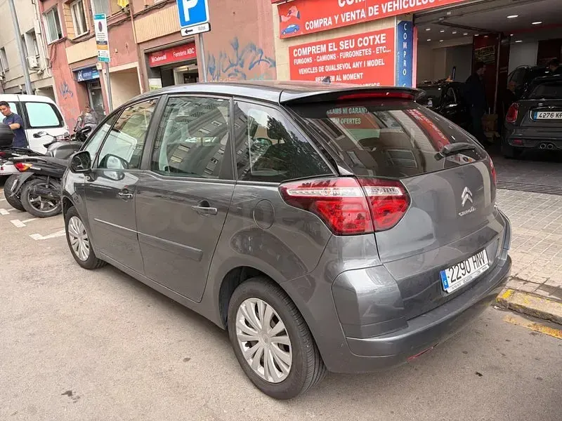Usado Citroën C4 Picasso 120 CV (88 kW) 2013 Gris / plata Monovolumen