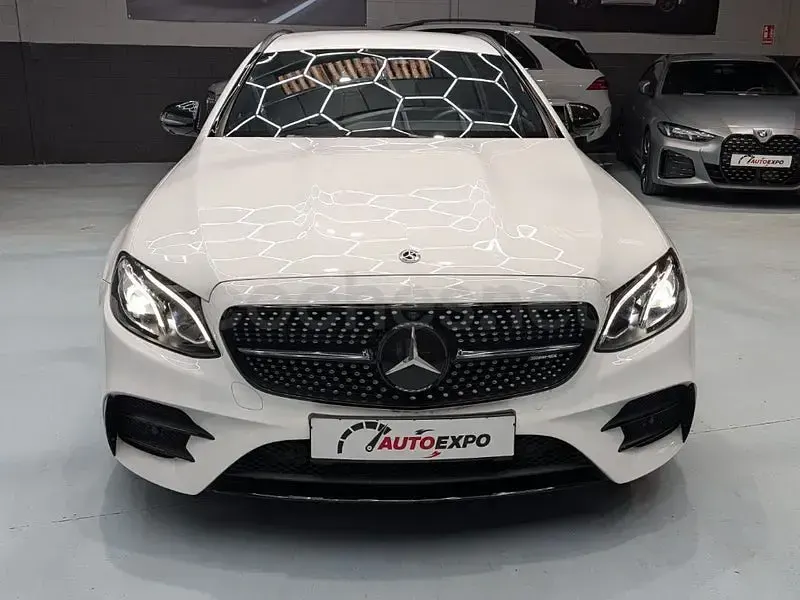 Usado Mercedes E53 AMG 435 CV (319 kW) 2018 Blanco Familiar
