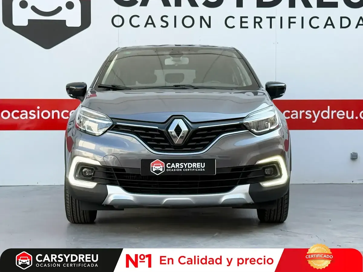 Usado Renault Captur Zen 90 CV (66 kW) 2018 Gris SUV