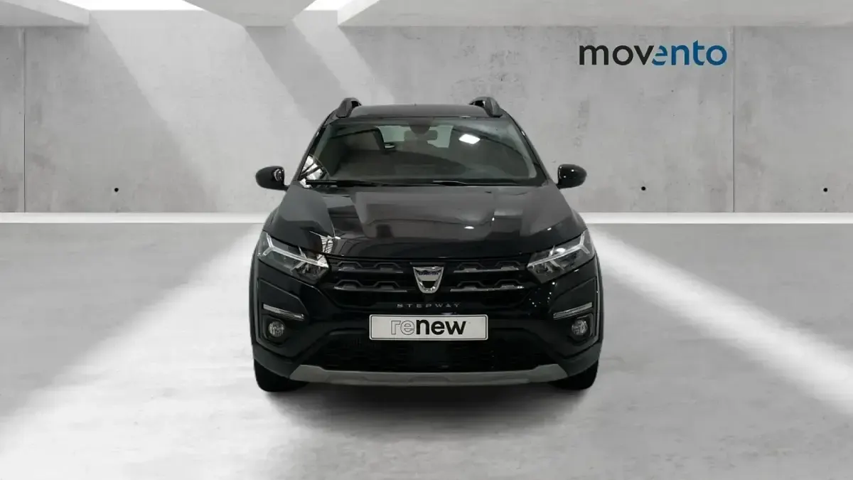 Usado Dacia Sandero Expression 91 CV (66 kW) 2022 Negro Berlina