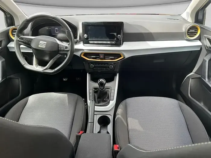 Usado Seat Arona Style 115 CV (84 kW) 2025 Gris SUV
