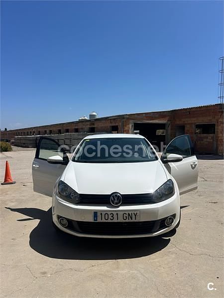 Blanco Usado 2009 VW Golf VI Berlina | 6000 € (Precio justo) - Imagen 1/4