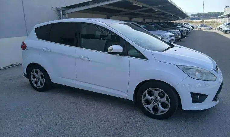 Usado Ford C-MAX Trend 116 CV (85 kW) 2012 Blanco Monovolumen