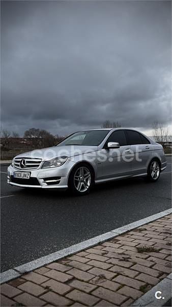 Gris / plata Usado 2012 Mercedes C200 Avantgarde Berlina | 12.990 € (Caro) - Imagen 1/4