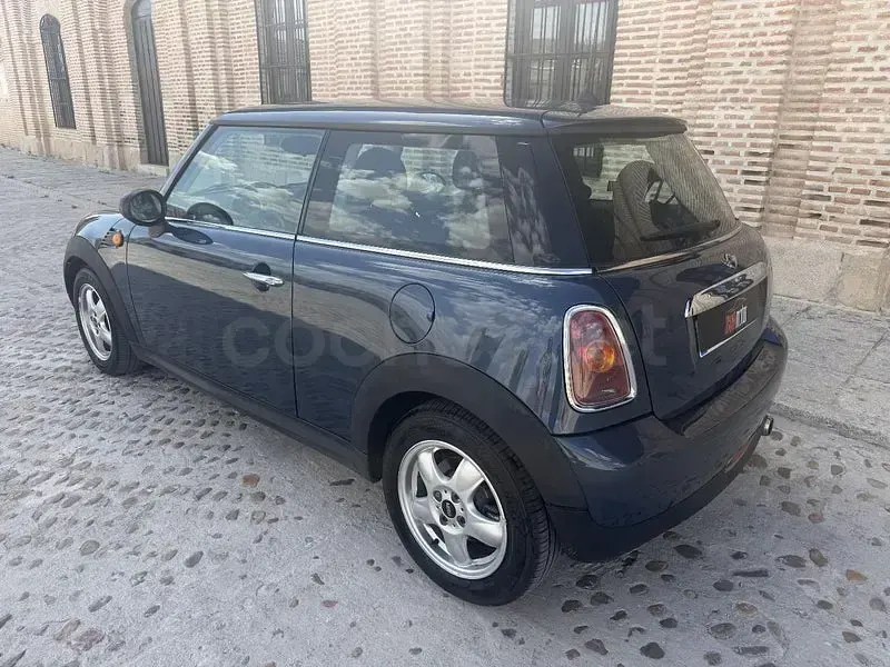 Usado Mini ONE 95 CV (69 kW) 2010 Azul Utilitario