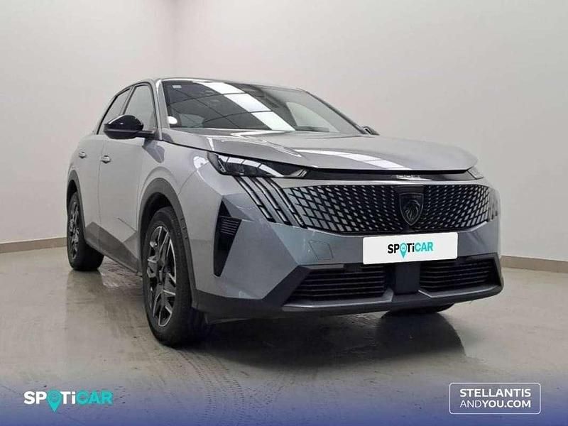 Usado Peugeot 3008 Allure 147 CV (108 kW) 2025 Gris SUV