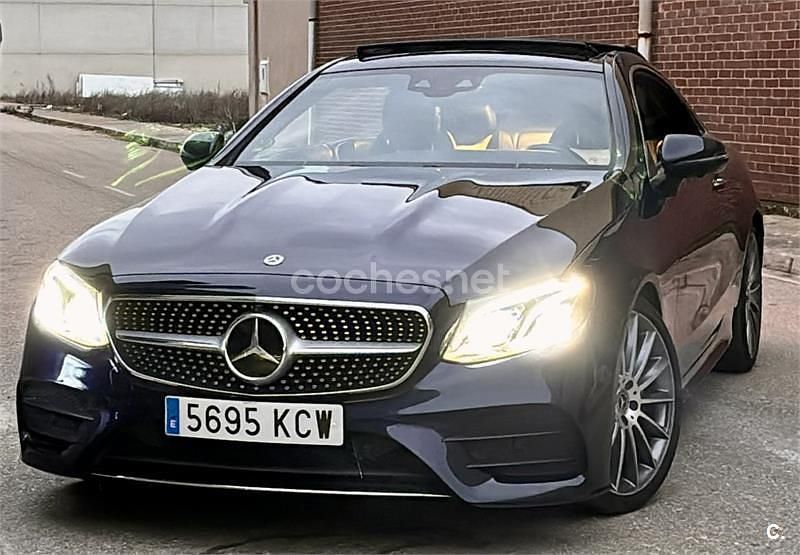 Usado Mercedes E220 194 CV (142 kW) 2017 Azul Coupe