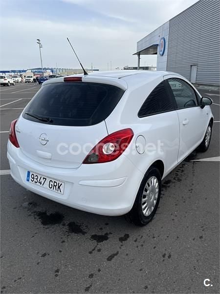 Usado Opel Corsa Essentia 85 HP (62 kW) 2009 Branco Citadino