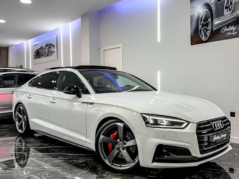 Usado Audi A5 Sportback Ambiente 286 CV (210 kW) 2020 Blanco Utilitario