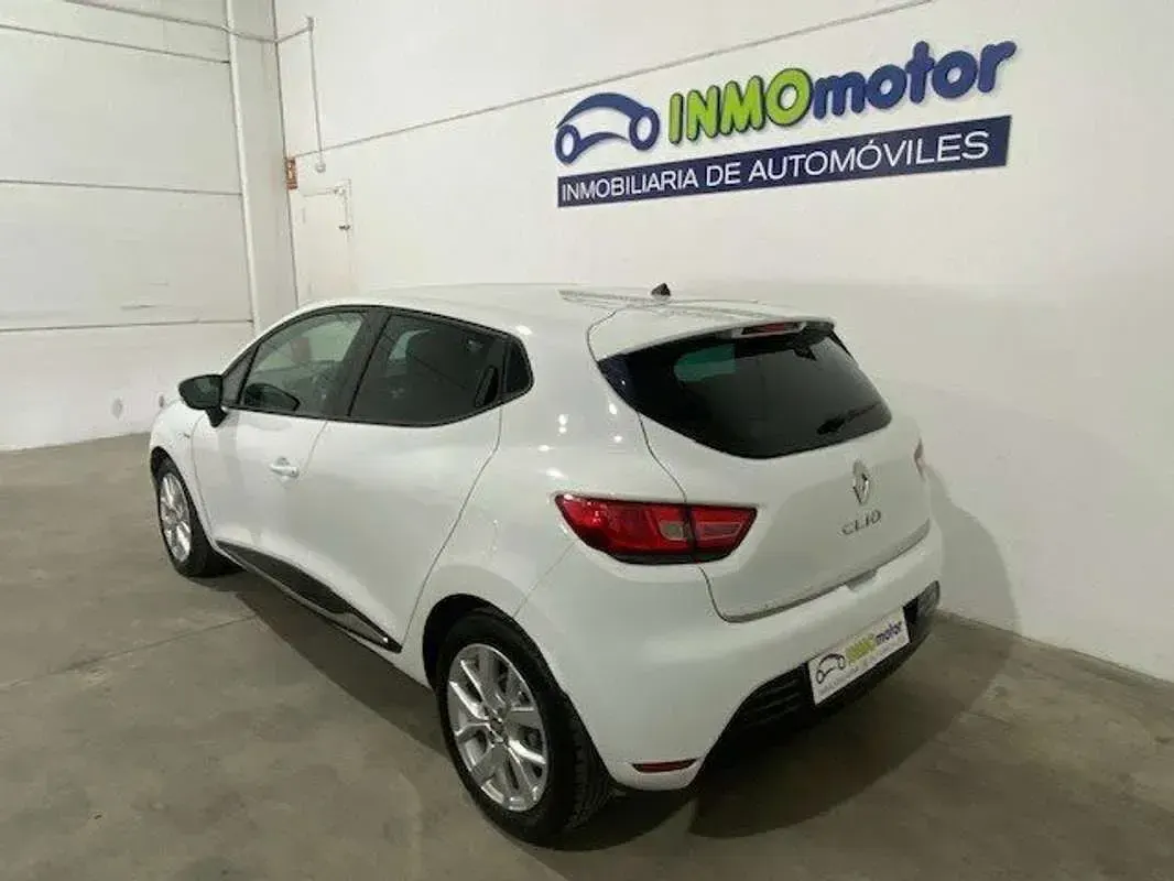 Usado Renault Clio LIMITED 76 CV (55 kW) 2019 Blanco Utilitario