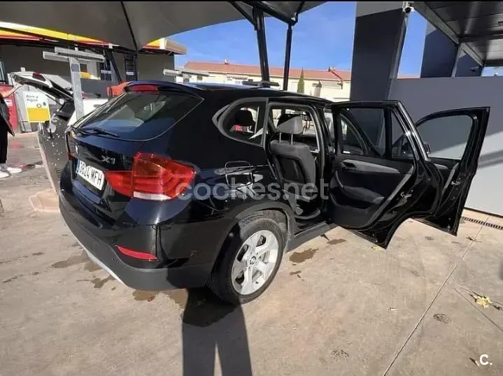Usado BMW X1 143 CV (105 kW) 2013 Negro SUV