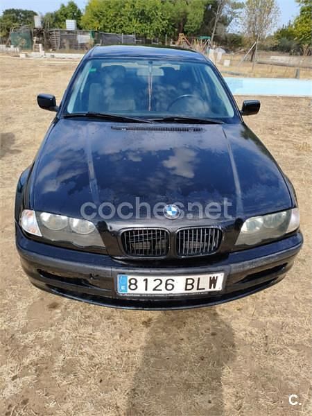 Negro Usado 2001 BMW 320 Berlina | 4000 € (Precio justo) - Imagen 1/4