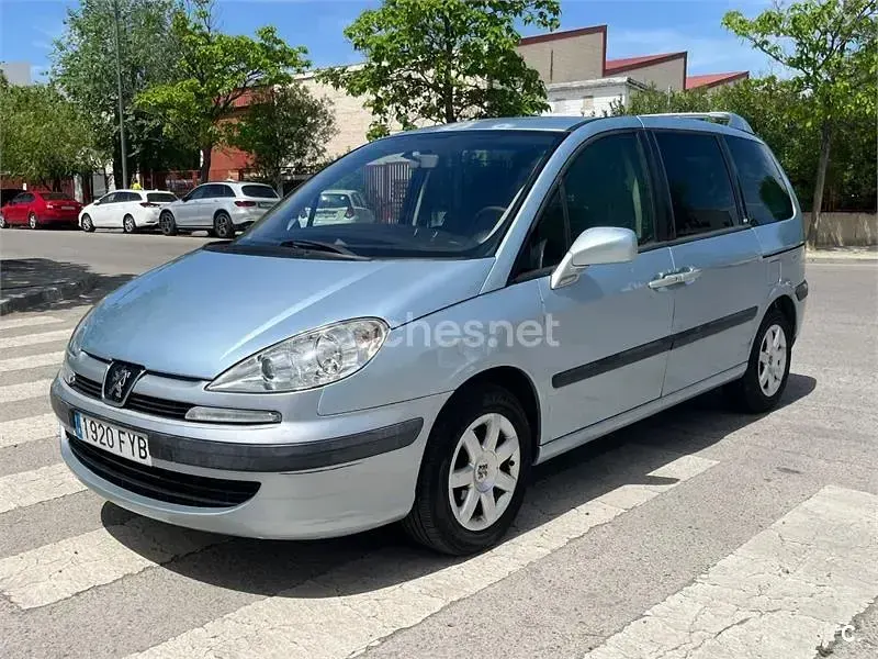 Usado Peugeot 807 136 CV (100 kW) 2007 Azul Monovolumen