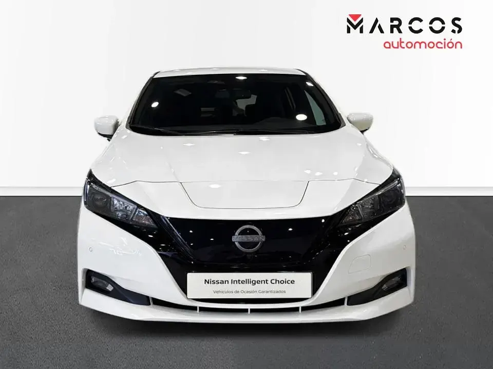 Usado Nissan Leaf N-Connecta 110 kW (150 CV) 2024 Lunar white Utilitario