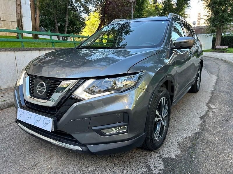 Usado Nissan X-Trail N-Connecta 130 CV (95 kW) 2018 Gris / plata SUV