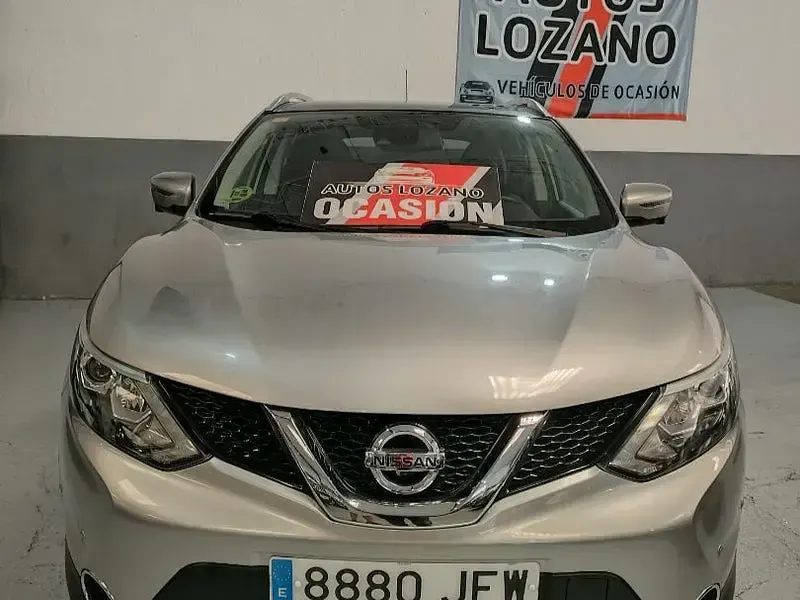Usado Nissan Qashqai Tekna 130 CV (95 kW) 2016 Gris / plata SUV