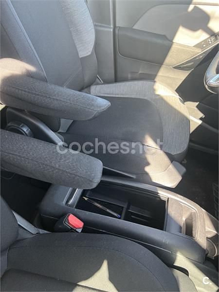 Usado Citroën C4 Picasso Live 120 CV (88 kW) 2017 Gris / plata Monovolumen