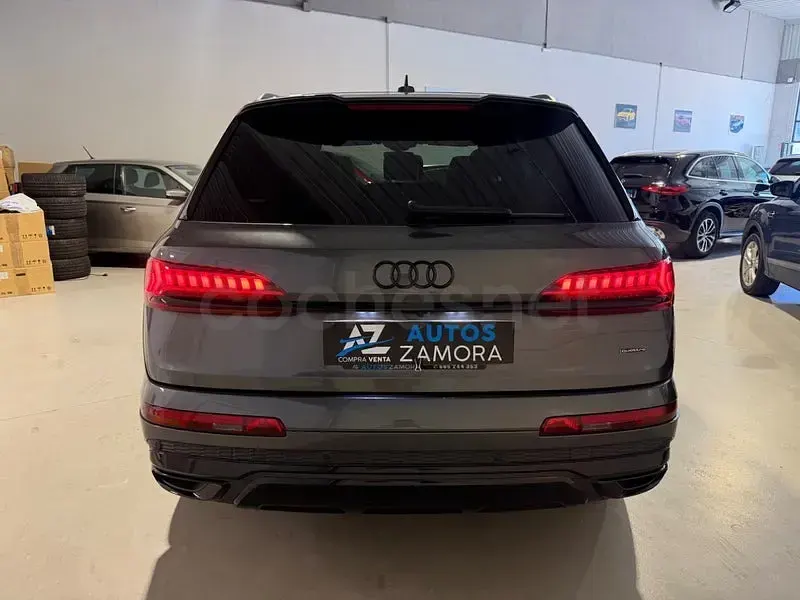 Usado Audi Q7 Premium 286 CV (210 kW) 2023 Gris / plata SUV