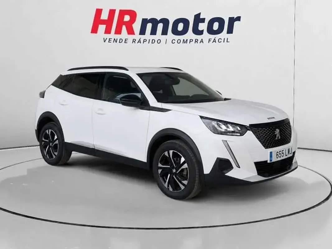 Usado Peugeot 2008 Allure 110 CV (80 kW) 2022 Blanco SUV