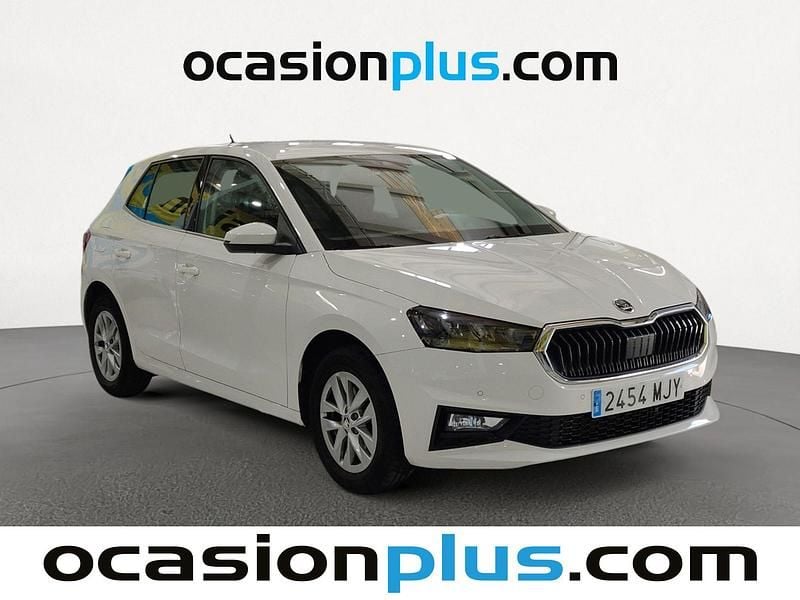 Usado Skoda Fabia Ambition 110 CV (80 kW) 2023 Blanco Utilitario