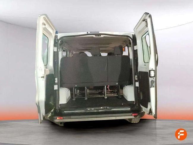 Usado Renault Trafic 150 CV (110 kW) 2024 Blanco Monovolumen
