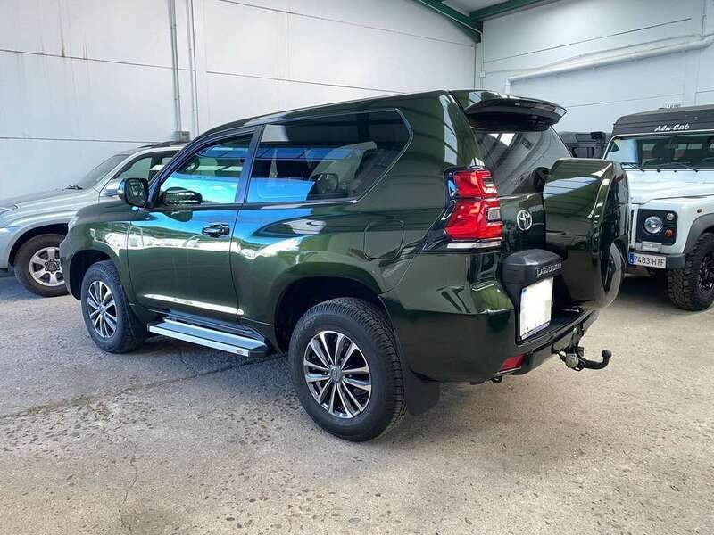 Usado Toyota Land Cruiser 177 CV (130 kW) 2018 Verde SUV