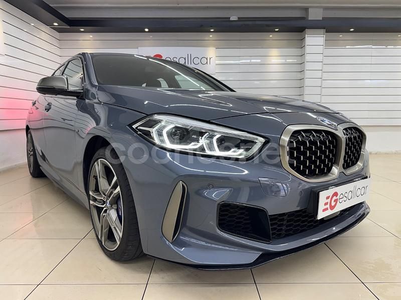 Usado BMW M135 Comfort Edition 306 CV (225 kW) 2023 Gris / plata Utilitario