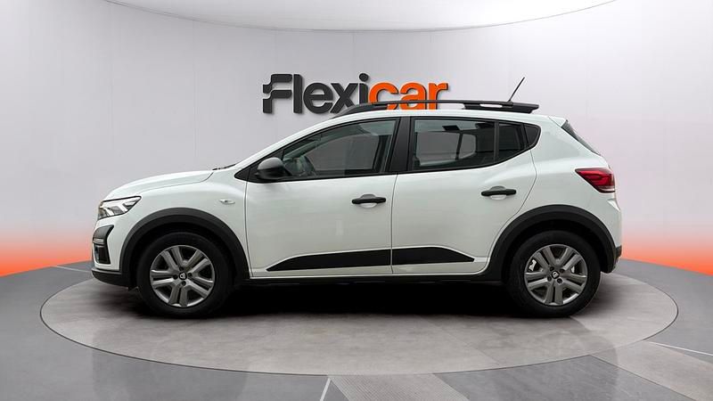 Usado Dacia Sandero Essentiel 91 CV (66 kW) 2021 Blanco Utilitario