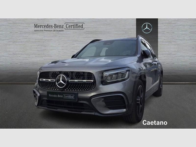 Usado Mercedes GLB200 150 CV (110 kW) 2024 Gris / plata SUV