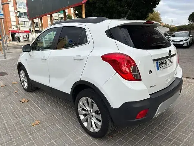 Usado Opel Mokka Excellence 140 CV (102 kW) 2015 Blanco SUV