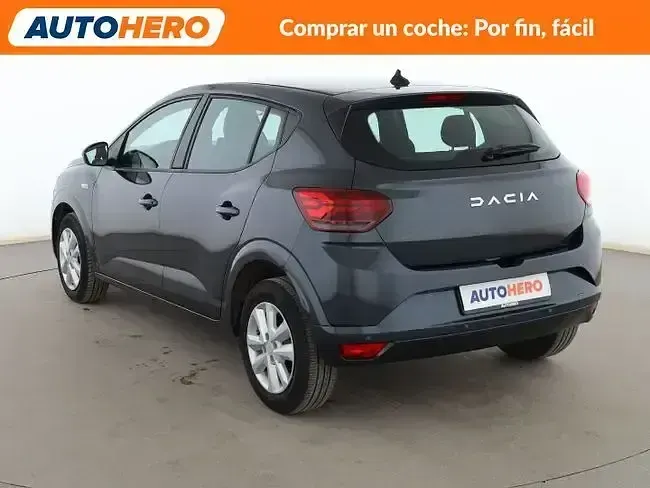 Usado Dacia Sandero Expression 91 CV (66 kW) 2023 Gris Berlina