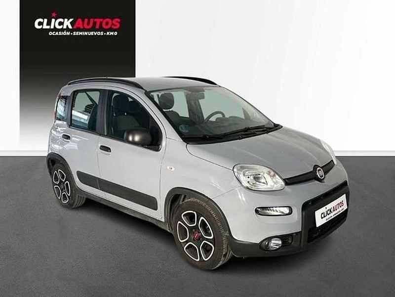 Usado Fiat Panda City Life 71 CV (52 kW) 2022 Gris Utilitario
