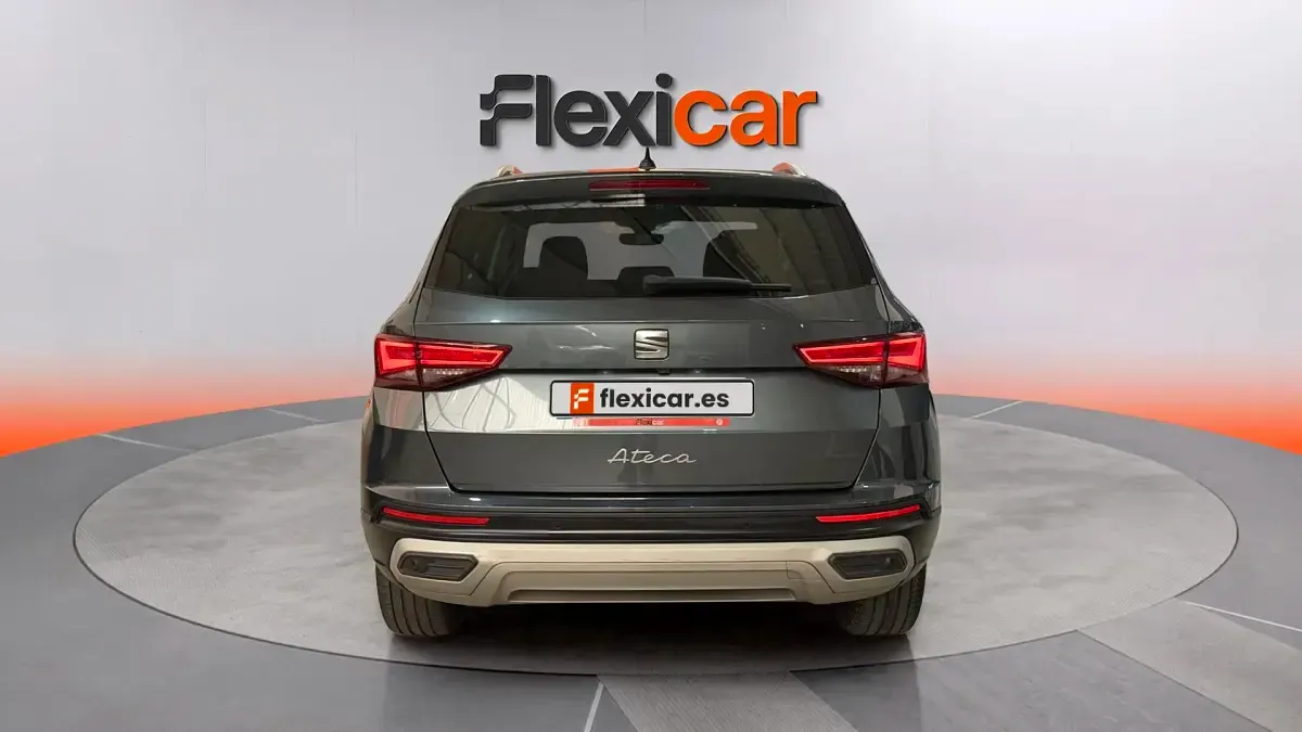 Usado Seat Ateca 150 CV (110 kW) 2021 Gris SUV