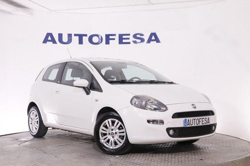 Usado Fiat Punto 105 CV (77 kW) 2014 Blanco Utilitario