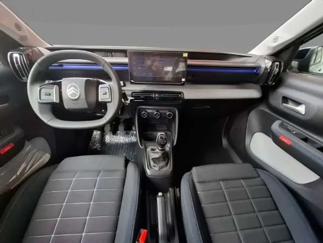 Usado Citroën C3 101 HP (74 kW) 2025 Cinzento SUV