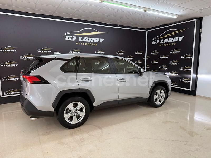 Usado Toyota RAV4 Hybrid Business Edition 218 CV (160 kW) 2019 Gris / plata SUV