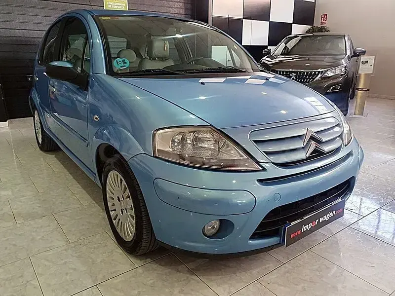 Usado Citroën C3 Exclusive 90 CV (66 kW) 2006 Azul Berlina