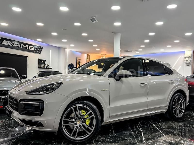 Gris / plata Usado 2020 Porsche Cayenne SUV | 68.990 € - Imagen 1/4